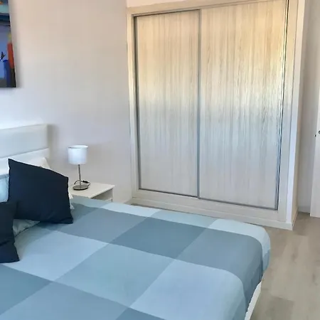 Beautiful 2 Bed Apt Atlantic View First Floor With Air Con & Free Wifi Apt 17a * Puerto del Carmen